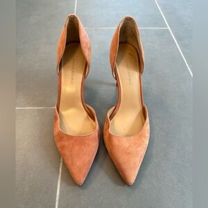 Banana Republic 8M sueded heels